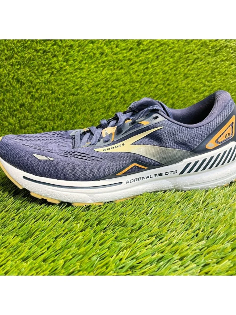 Brooks Adrenaline GTS 23 Womens Size 10.5 Blue Athletic Running Shoes Sneakers